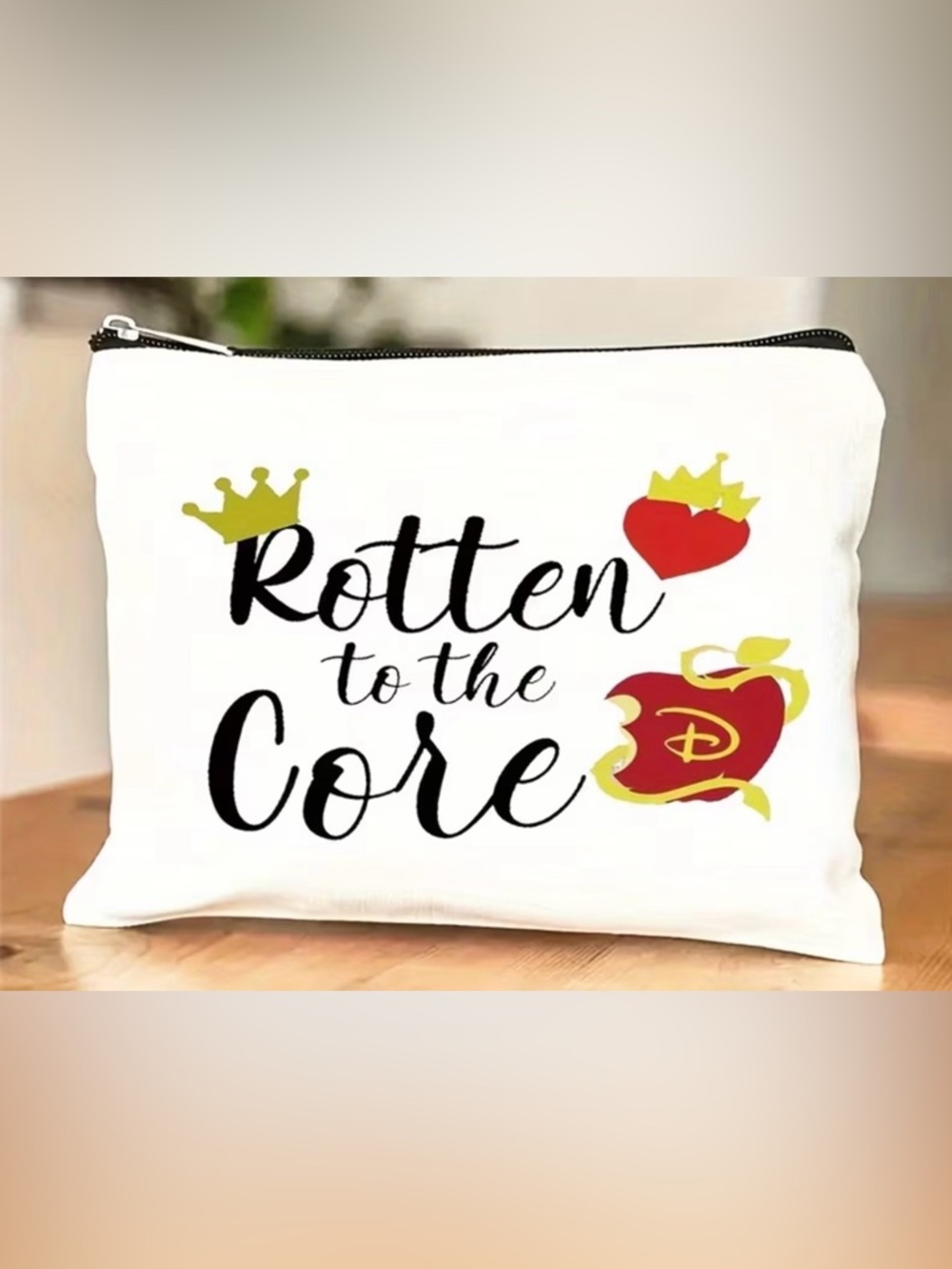 NWT-Disney Descendants Rotten to the Core Single-Sided Print Cosmetic Makeup Bag